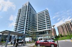 85 Oneida Crescent 811, Richmond Hill, ON L4B 0H3