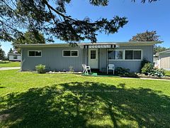 11 Maple Court, Innisfil, ON L9S 1N9