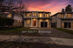 363 Penn Avenue, Newmarket, ON L3Y 2S7
