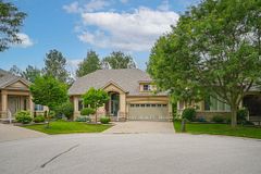 34 Tuscany Grande, New Tecumseth, ON L9R 0E2