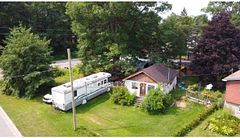2 Oak Avenue, East Gwillimbury, ON L9N 1A1