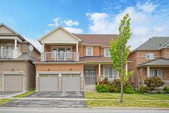 225 Silver Maple Road, Richmond Hill, ON L4E 4Z3
