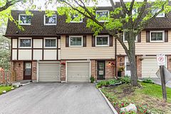 18 Thatchers Mill Way, Markham, ON L3P 3T3