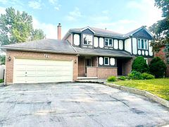 23 Craigleith Crescent, Richmond Hill, ON L4E 2S3