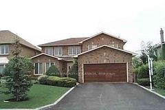 104 Gordon Rowe Crescent Lower, Richmond Hill, ON L4C 8R1