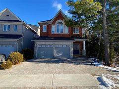 32 Escapade Drive Lower, Richmond Hill, ON L4E 4X7