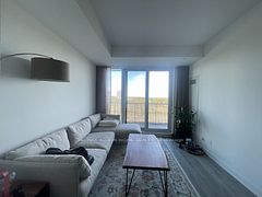 38 Simcoe Promenade 511, Markham, ON L6G 0H7