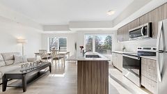 56 Elizabeth Street 1404, Richmond Hill, ON L4C 5W2