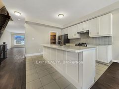 923 Isaac Phillips Way, Aurora, ON L3X 2Y8
