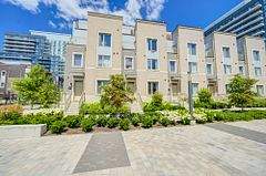 30 Almond Blossom Mews 112, Vaughan, ON L4K 0N6