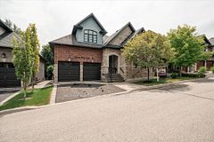 7 Os James Hunt Crt Court, Uxbridge, ON L9P 0E3