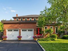 25 Kersey Crescent, Richmond Hill, ON L4C 3W2