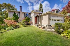 171 Krieghoff Avenue, Markham, ON L3R 1W2