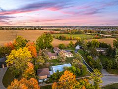 39 Highfield Crescent, Georgina, ON L4P 0M2