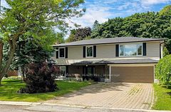 95 Beswick Drive, Newmarket, ON L3Y 1E8