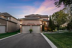 40 Claremont Lane, Vaughan, ON L4L 9A1