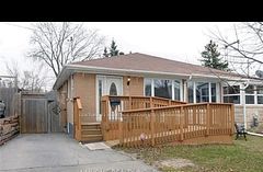 39 Lindsay Avenue Main Floor, Newmarket, ON L3Y 4N7