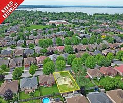 14 Kerfoot Crescent, Georgina, ON L4P 4B8