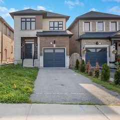 490 Rita's Avenue, Newmarket, ON L3X 2M8