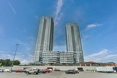 30 Upper Mall Way 2203, Vaughan, ON L4J 0L7