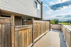 301 Milestone Crescent, Aurora, ON L4G 3M2
