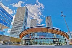 950 Portage Pkwy 4811, Vaughan, ON L4K 0J7