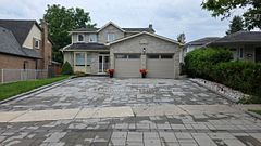 385 Erin Trail Basement, Newmarket, ON L3Y 6K2