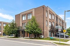 1 Lochlin Street, Vaughan, ON L4L 0M1