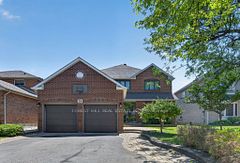 38 Crystal Drive, Richmond Hill, ON L4C 7Y4