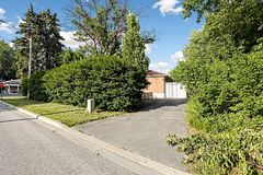 212 Beechy Drive, Richmond Hill, ON L4C 2X7