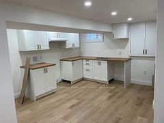 48 Parkside Drive, Uxbridge, ON L9P 1K7