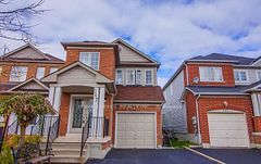 147 Ferncliffe Crescent, Markham, ON L3S 4N8