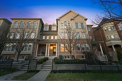 15 Poetry Drive, Vaughan, ON L4H 3P8