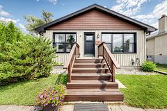 4 Waterbend Drive, Georgina, ON L4P 2S2