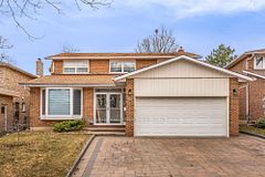 50 Willowbrook Road Bsmt, Markham, ON L3T 4W9