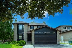 89 Batson Drive, Aurora, ON L4G 3R2