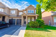 66 Longwood Avenue, Richmond Hill, ON L4E 4A6