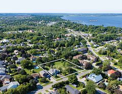 117 Spring Road, Georgina, ON L4P 2K4