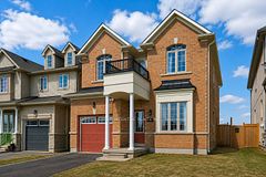 174 Maplewood Drive, Essa, ON L0M 1B4