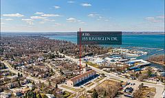 155 Riverglen Drive 316, Georgina, ON L4P 3M3