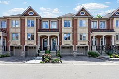 346 Doak Lane, Newmarket, ON L3Y 0A7