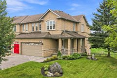 70 Millcliff Circle, Aurora, ON L4G 7N9