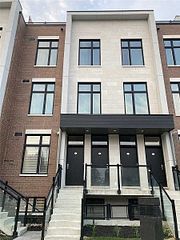 9570 Islington Avenue 222, Vaughan, ON L4H 5E8