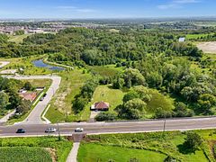 997 Mount Albert Road, East Gwillimbury, ON L0G 1V0