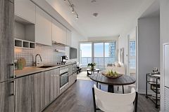 898 Portage Parkway 3707, Vaughan, ON L4K 0J6