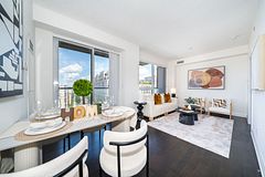 622 28 Uptown Drive, Markham, ON L3R 5M8