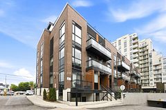 5279 Highway 7 Road B1401, Vaughan, ON L4L 0J1