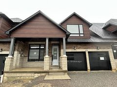 17 Vern Robertson Gate, Uxbridge, ON L9P 0R9