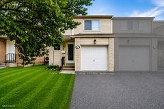 17 New Port Way, Markham, ON L3T 5G3