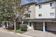 94 William Curtis Circle, Newmarket, ON L3Y 8L6